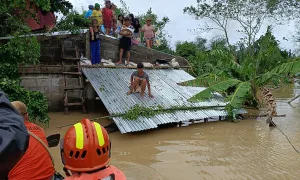 Bão Trà Mi gây ngập lụt nghiêm trọng ở Philippines, 14 người chết